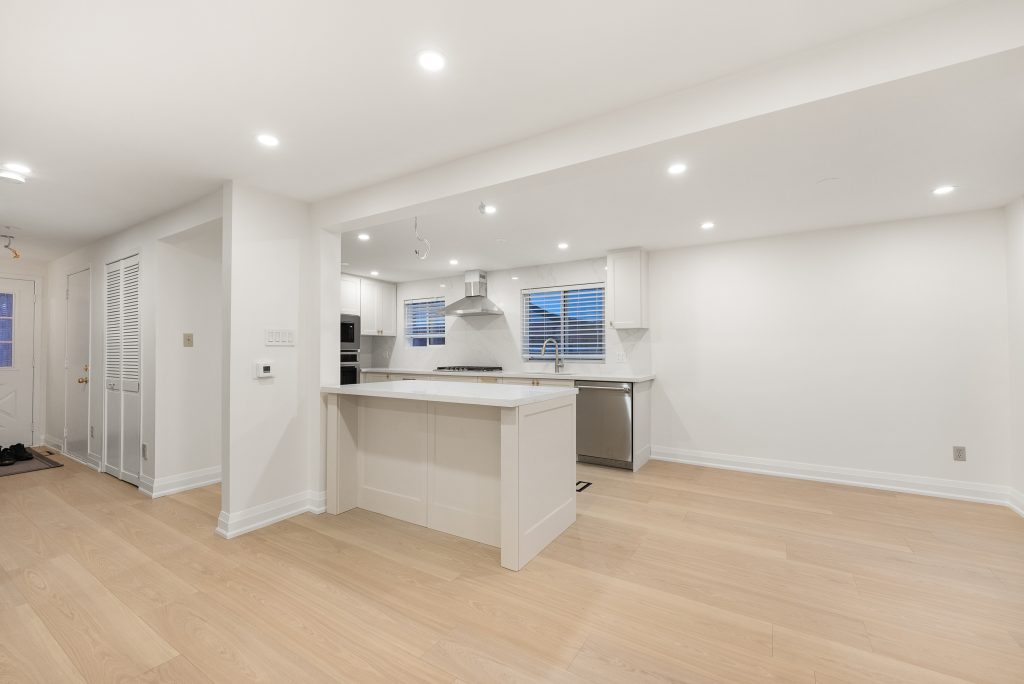 Pacific Builders | Case Study 6 – Open-Concept Kitchen & Main Floor Makeover in Cambridge