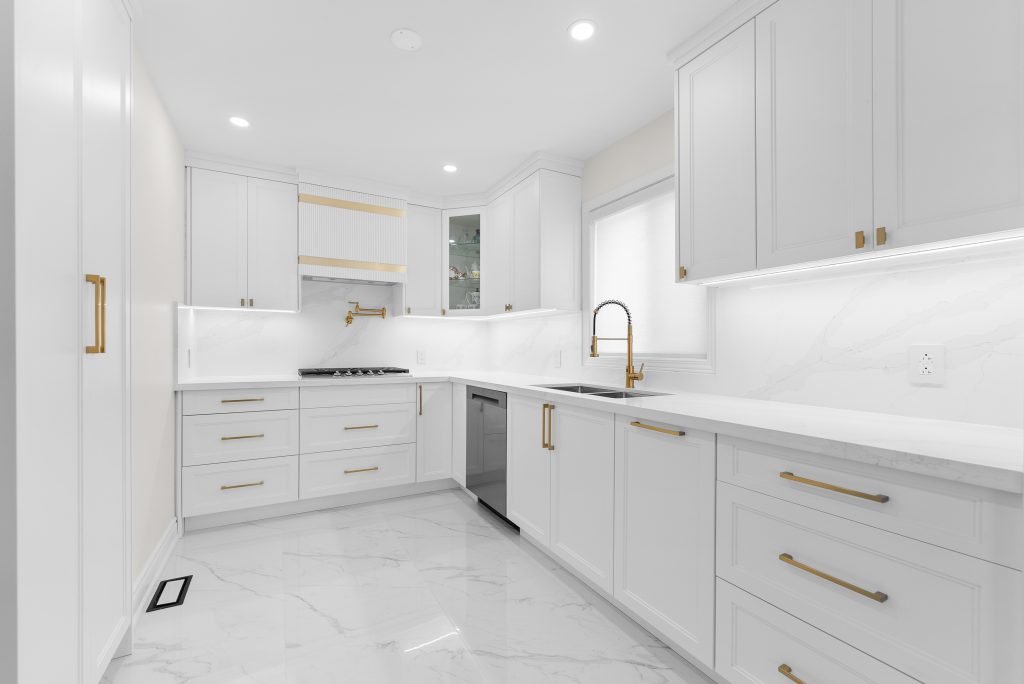 Pacific Builders|Case Study 7 – A Full Home Renovation in Kitchener with Premium Details & Seamless Design