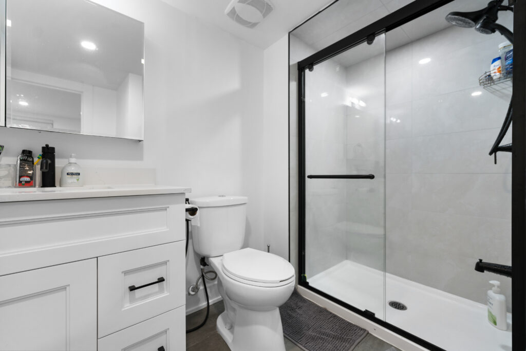 Pacific Builders | Bathroom Renovation in Hamilton 